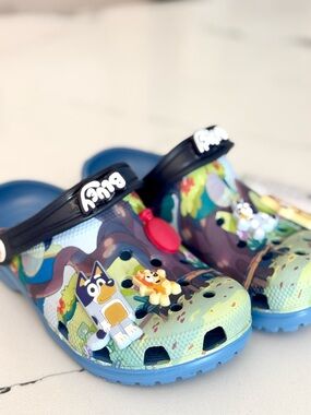 CROCS Kid’s Disney Bluey Clogs